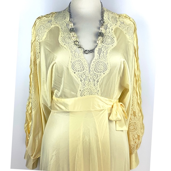 Vintage Lily of France Peignoir Yellow Rosa Puleo Szule  NWT size Medium - Picture 10 of 16